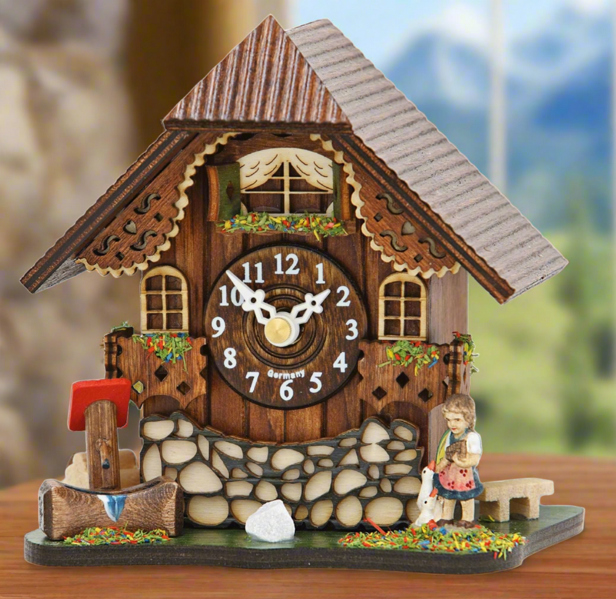 愛知時計電気の振り子時計 Cuckoo Clock ブラウン Another highly delicate handcrafted wooden piece. This ornate