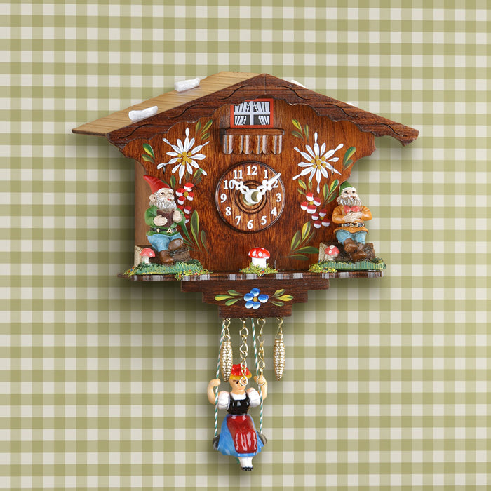 Traditional German cuckoo clock:  Annaliesse